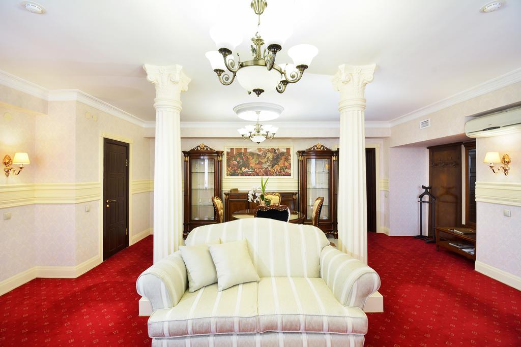 Zvezda Hotel Irkutsk Interior photo